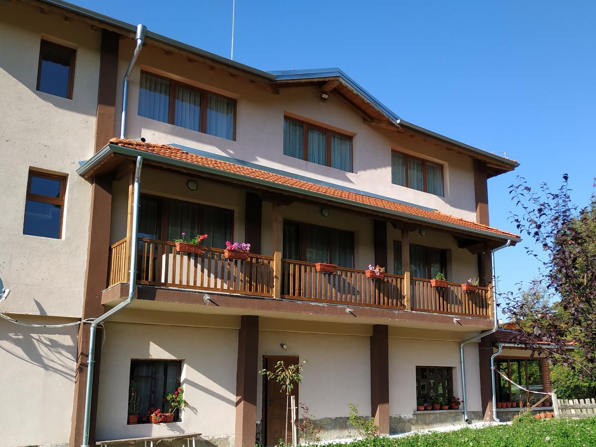 Family Hotel Panorama Čiflik Exteriér fotografie